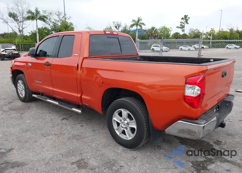 2017 Toyota Tundra Sr5 5.7L V8 z USA, uszkodzony, nr VIN 5TFRW5F17HX220046